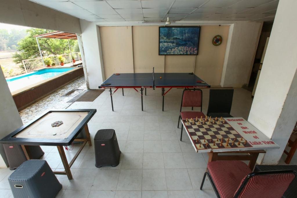 Lake View Resort Lonavala Ngoại thất bức ảnh